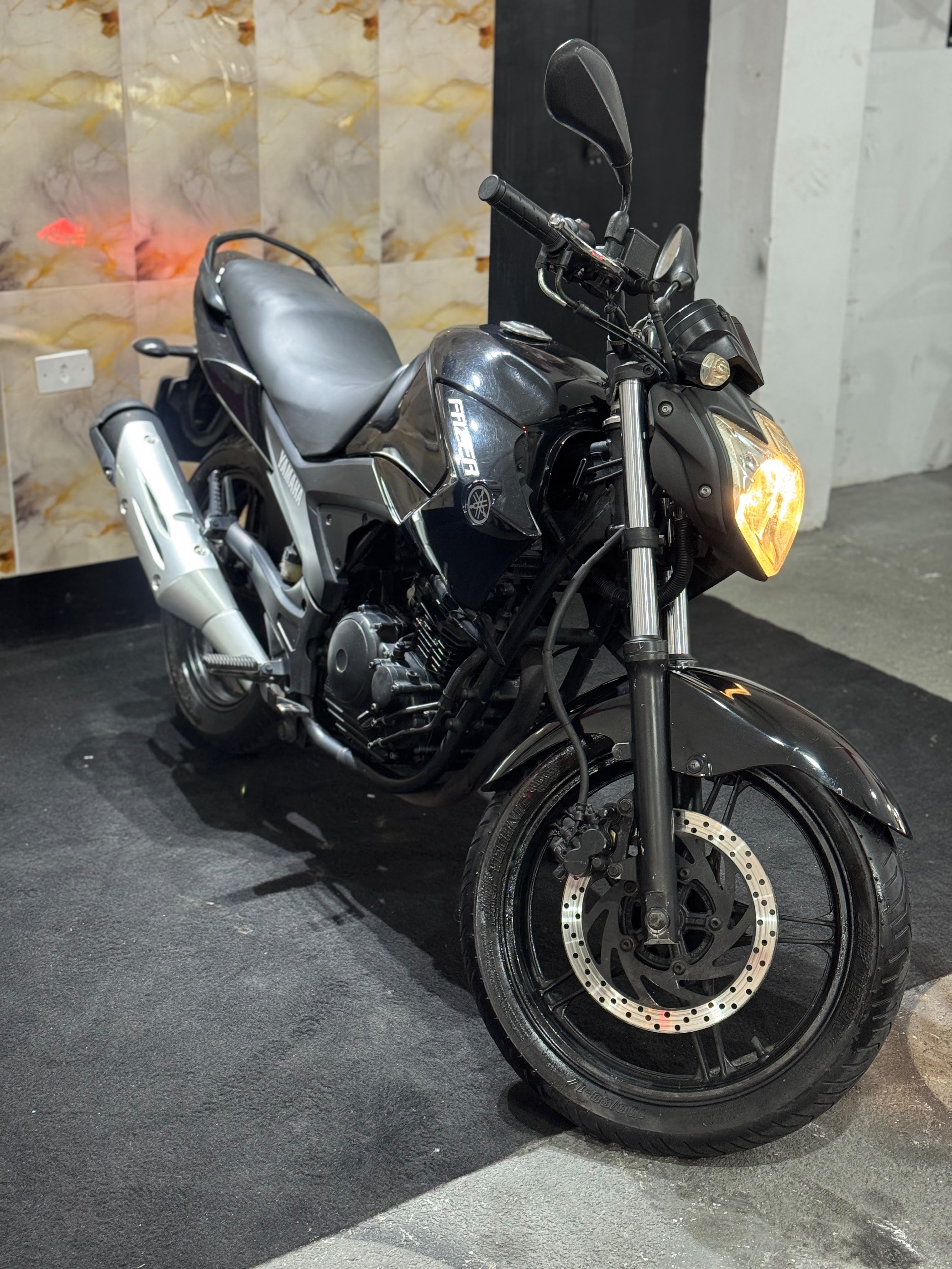 Yamaha Fazer 250 YS 250 Fazer