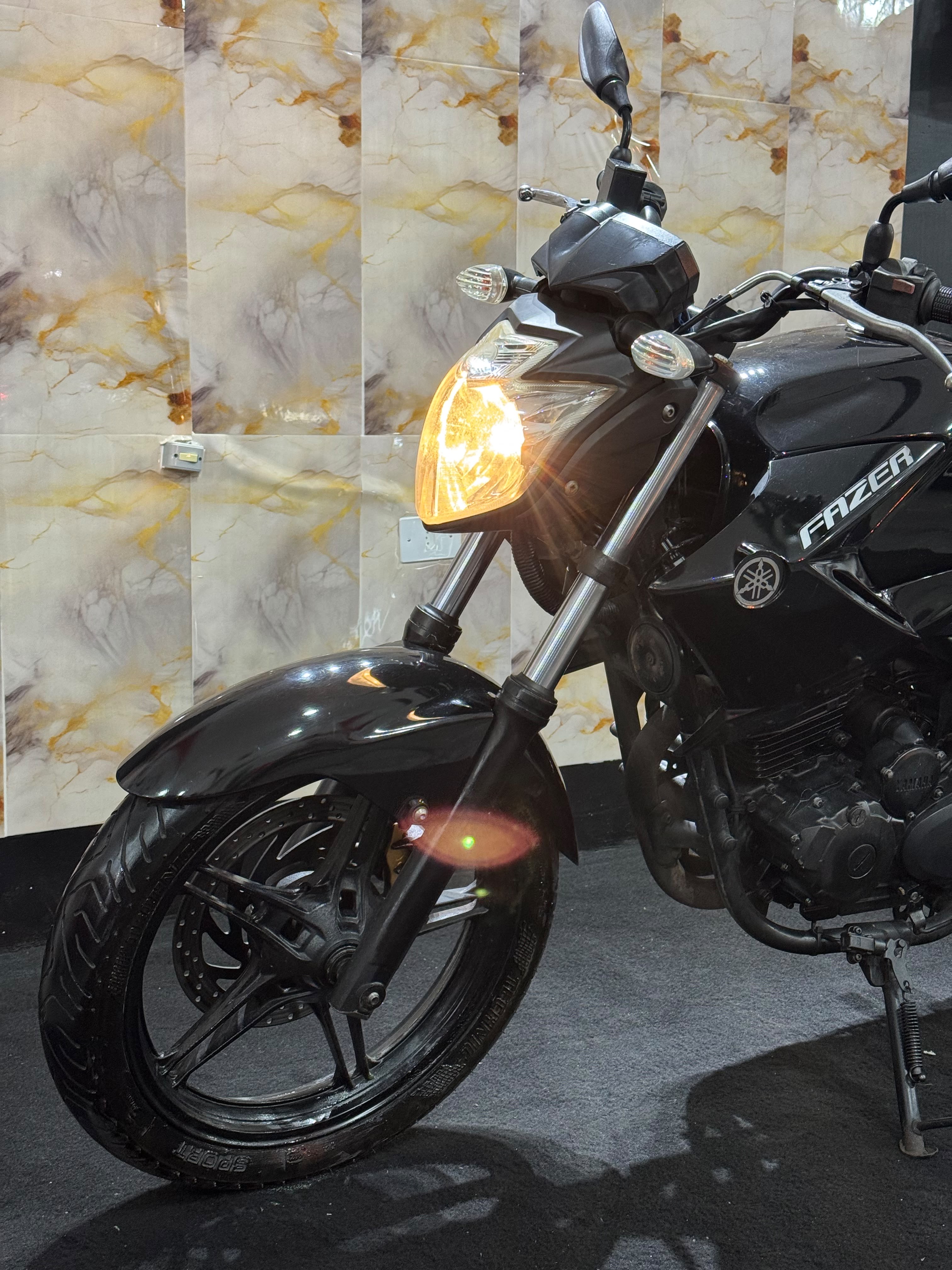 Yamaha Fazer 250 YS 250 Fazer
